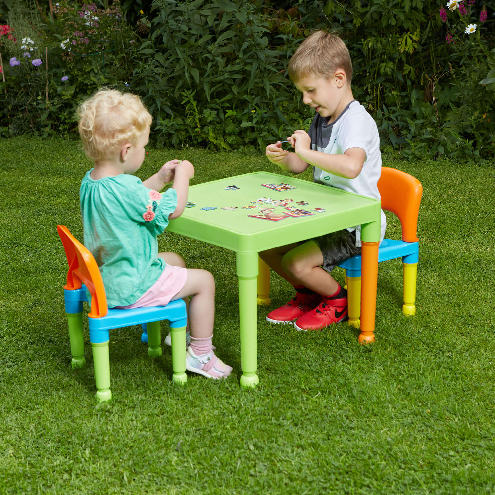 Kids Plastic Table and Chair Set | Children's Plastic Table and Chair ...